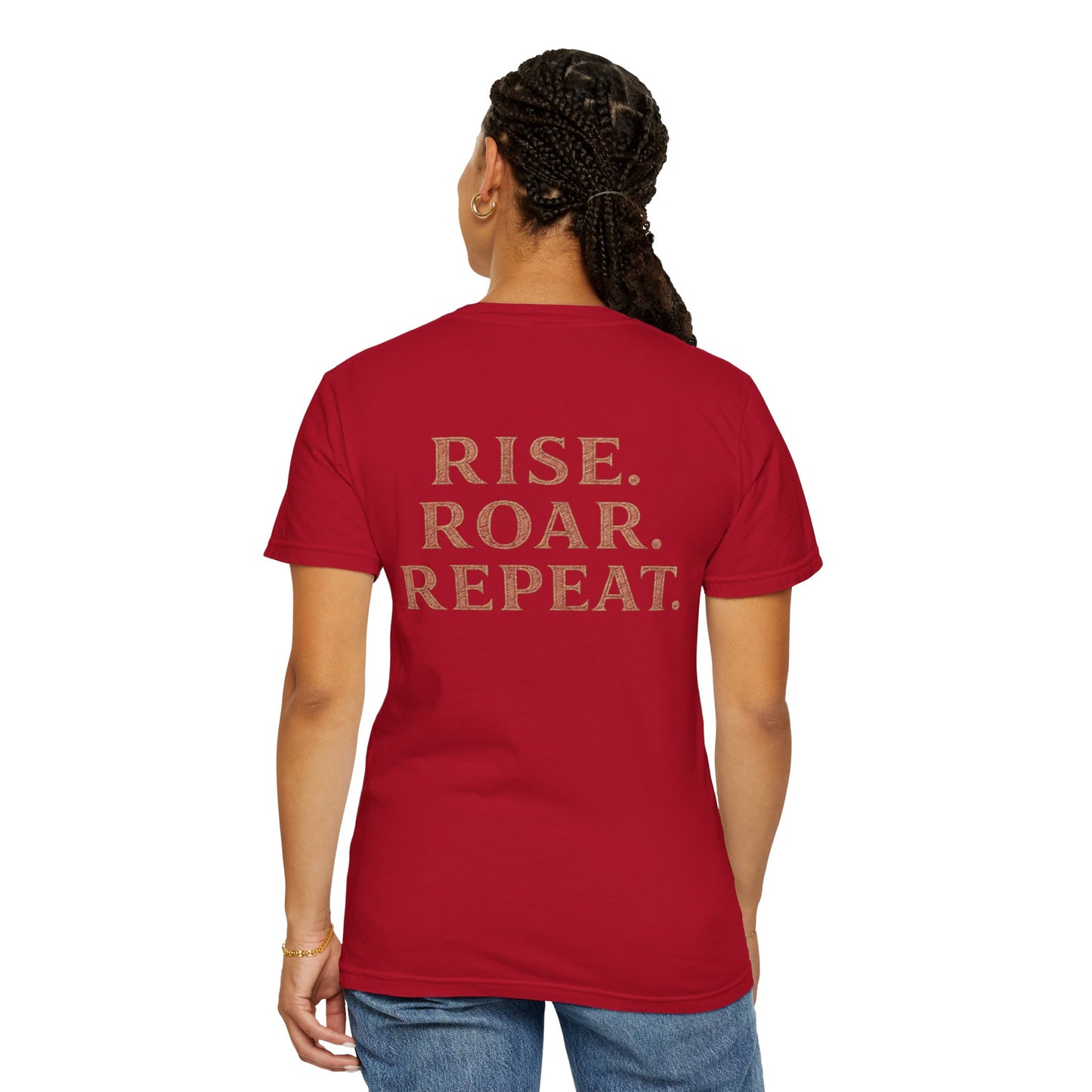 Wolf Graphic T-Shirt — Front Wolf Head Art & Back “RISE. ROAR. REPEAT.” Motivational Tee