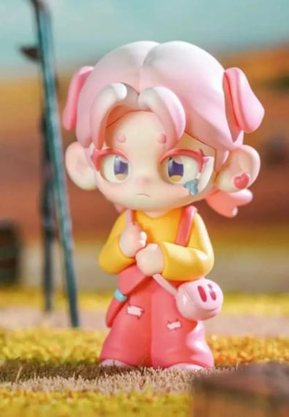 LURILILI Y2K Grazing Land Figurine 1st Gen Blind Box