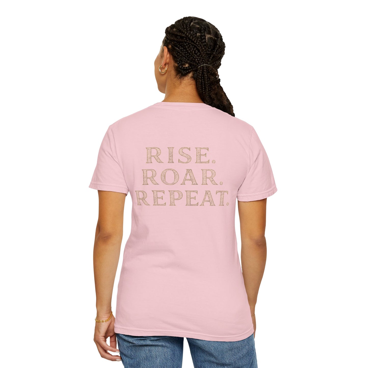 Wolf Graphic T-Shirt — Front Wolf Head Art & Back “RISE. ROAR. REPEAT.” Motivational Tee