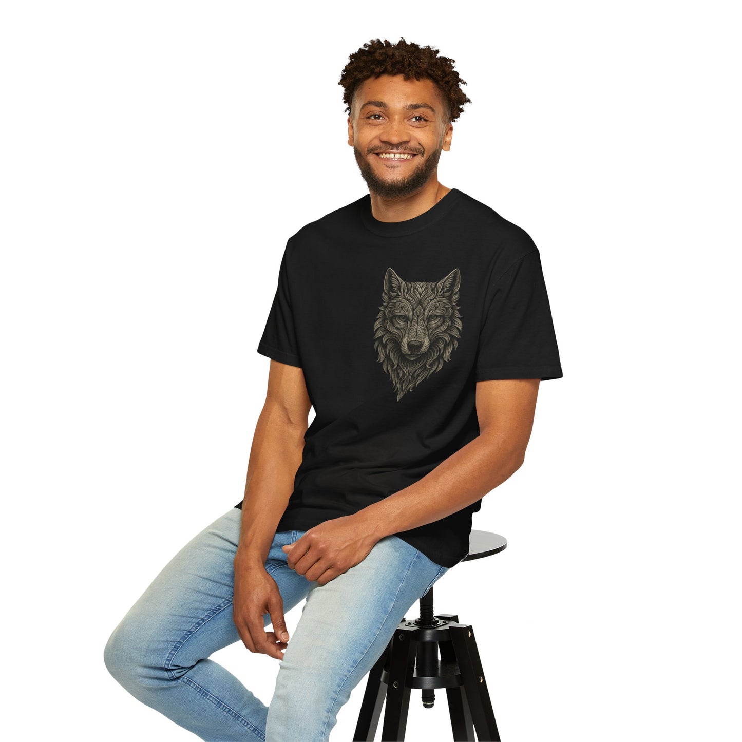 Wolf Graphic T-Shirt — Front Wolf Head Art & Back “RISE. ROAR. REPEAT.” Motivational Tee
